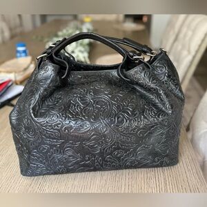 ISADORA
Made In Italy Leather Tote With Buckles